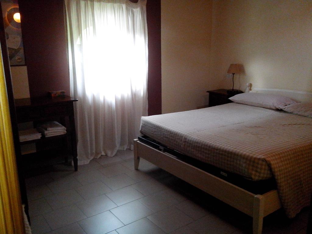 Locanda Del Sorriso Entracque Rum bild