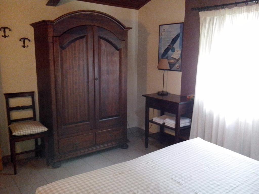 Locanda Del Sorriso Entracque Rum bild